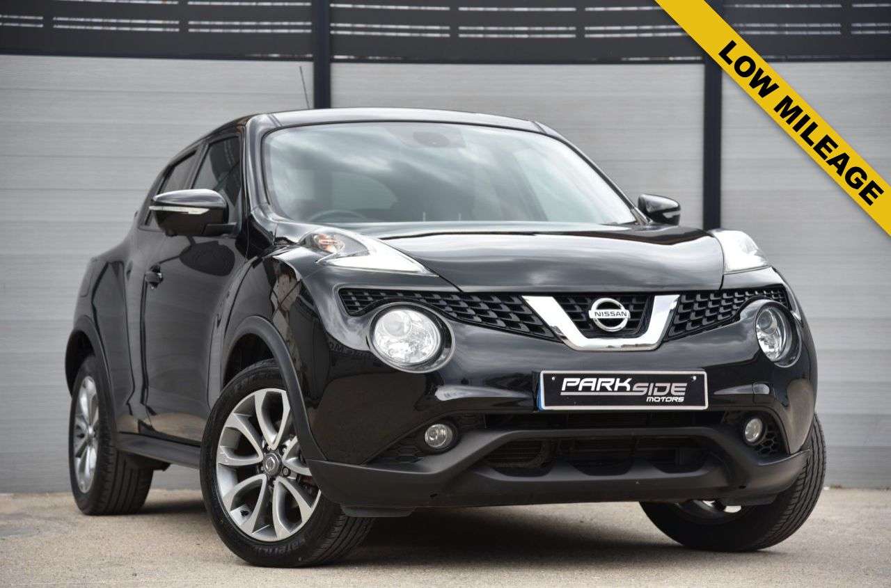 A 2017 NISSAN JUKE 1.6 Tekna SUV 5dr Petrol XTRON Euro 6 (117 ps) LEATHER | XTRONIC | LOW MILE A 2017 NISSAN JUKE 1.6 Tekna SUV 5dr Petrol XTRON Euro 6 (117 ps) LEATHER | XTRONIC | LOW MILE