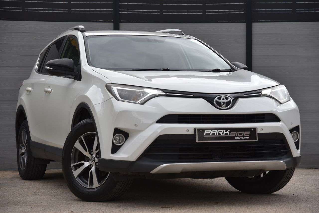 A 2015 TOYOTA RAV4 2.0 D-4D Business Edition SUV 5dr Diesel Manual Euro 6 (s/s) (143 ps) PARK A 2015 TOYOTA RAV4 2.0 D-4D Business Edition SUV 5dr Diesel Manual Euro 6 (s/s) (143 ps) PARK