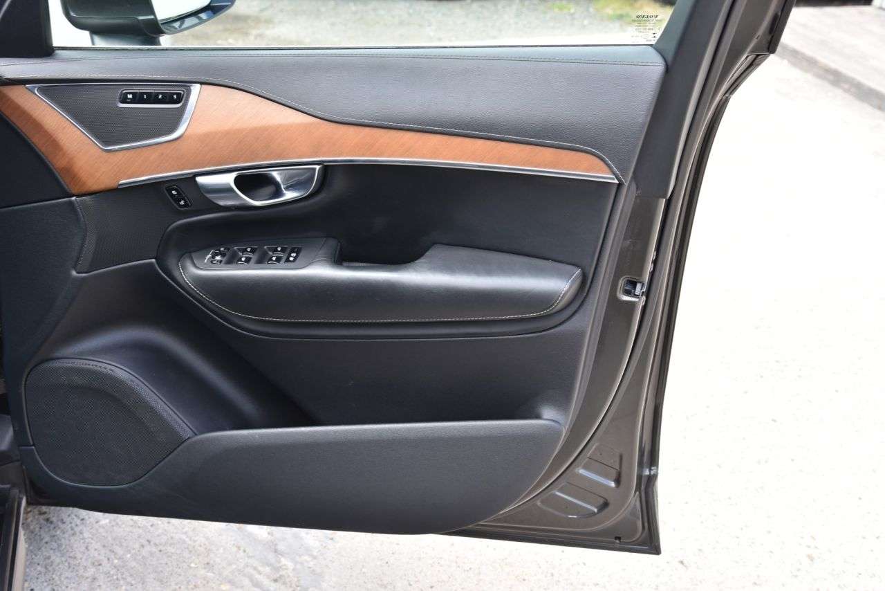 2017 VOLVO XC90 2017 VOLVO XC90
