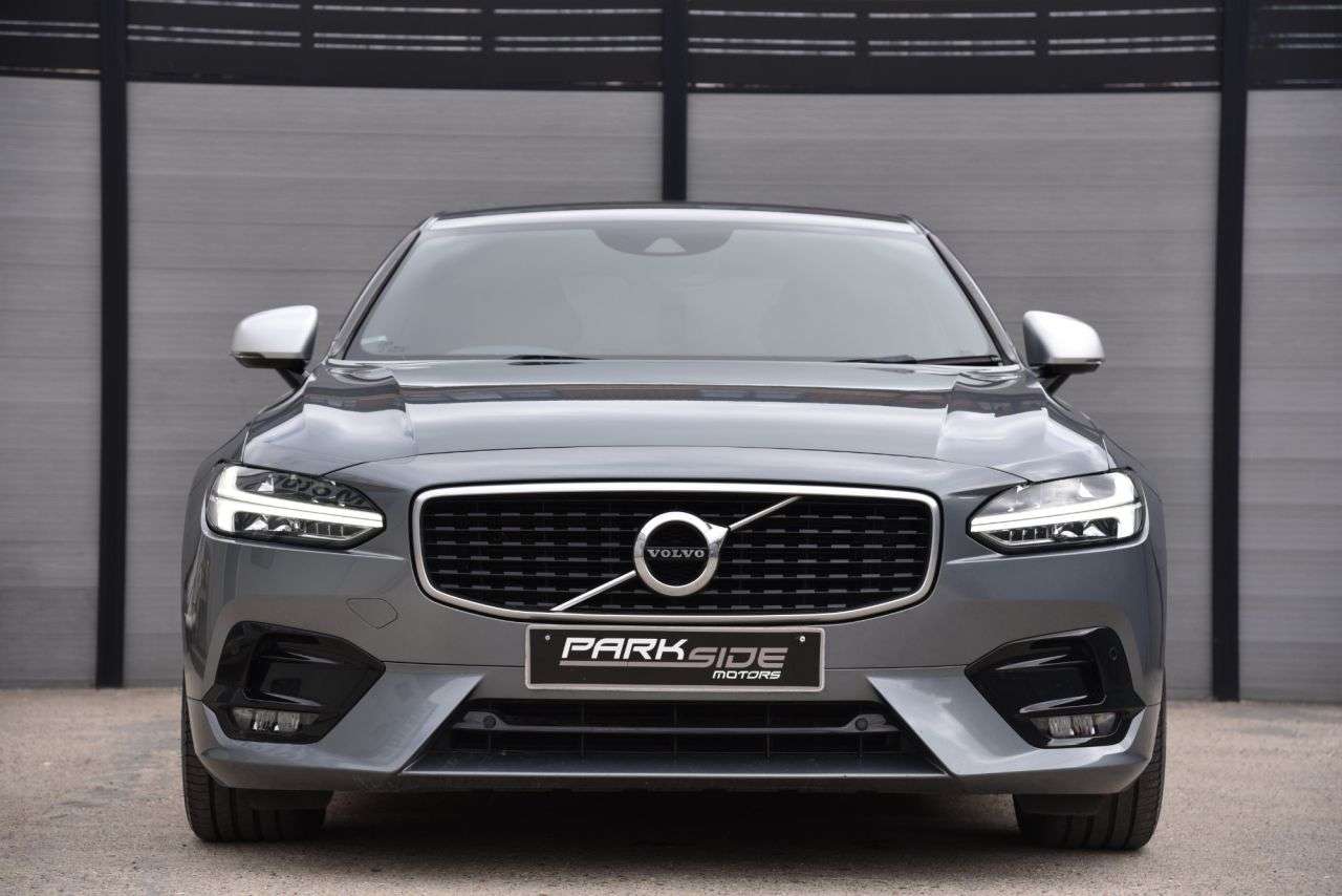 2018 VOLVO S90 2018 VOLVO S90