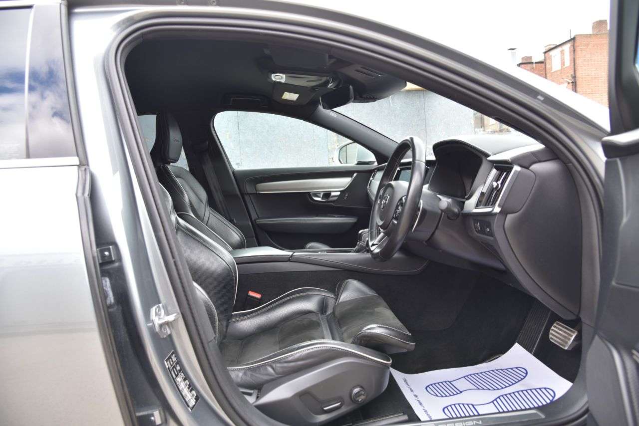 2018 VOLVO S90 2018 VOLVO S90
