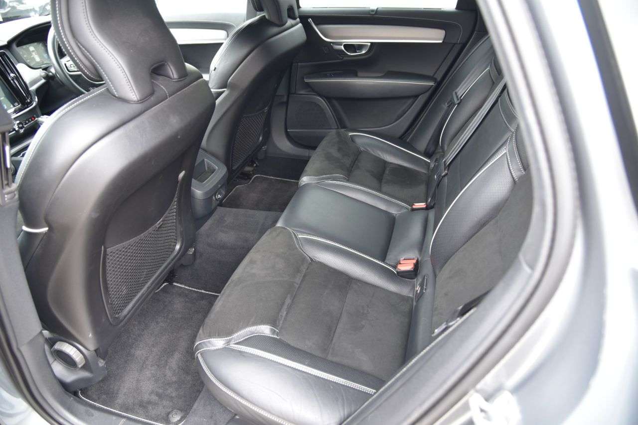2018 VOLVO S90 2018 VOLVO S90