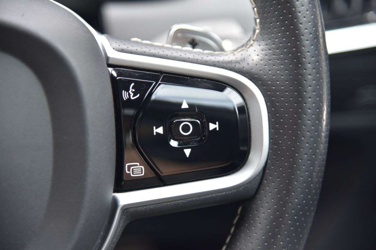 2018 VOLVO S90 2018 VOLVO S90