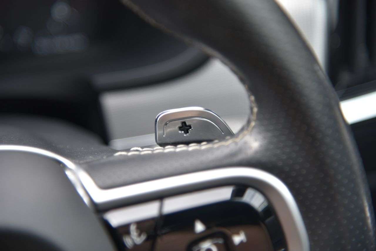 2018 VOLVO S90 2018 VOLVO S90