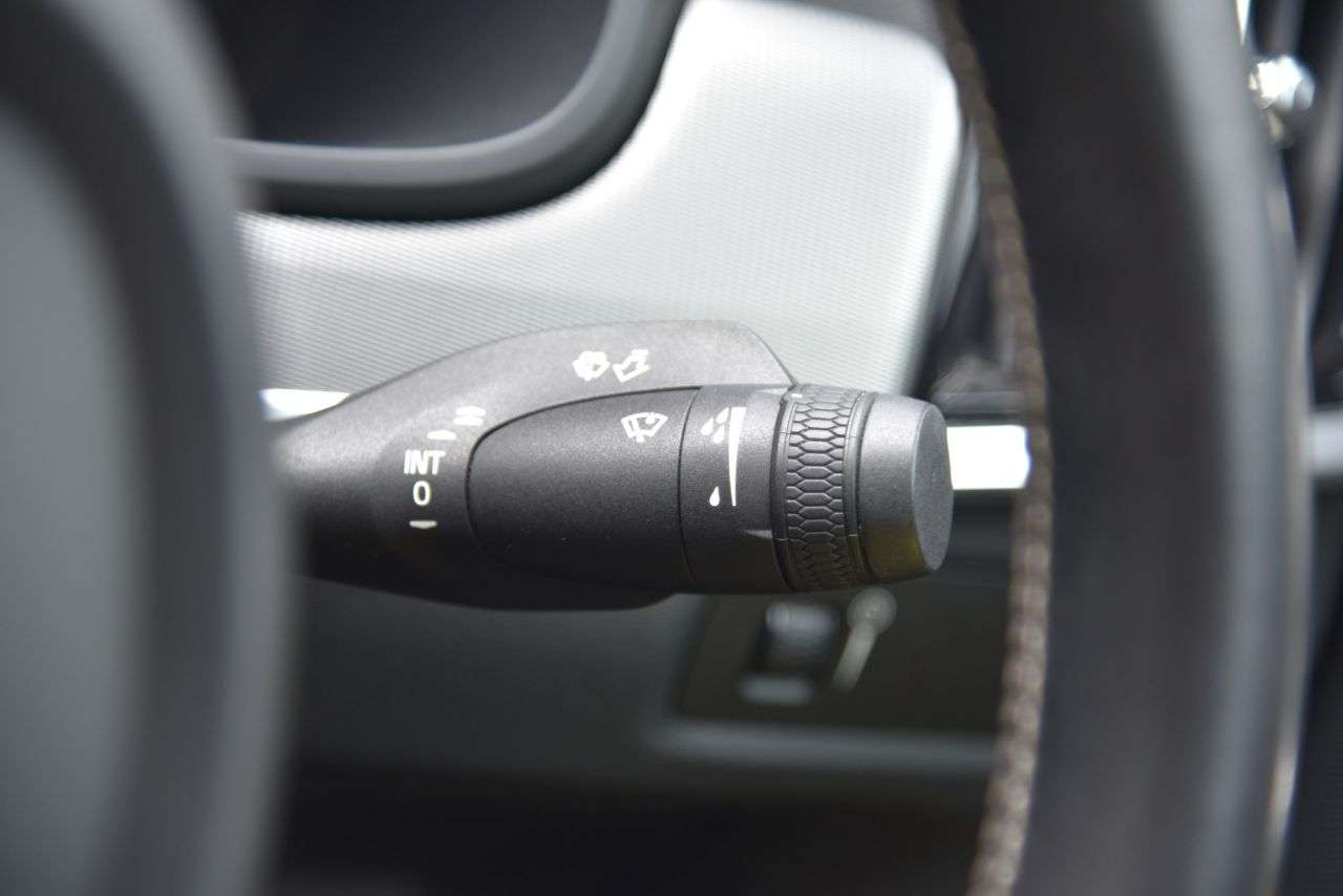 2018 VOLVO S90 2018 VOLVO S90