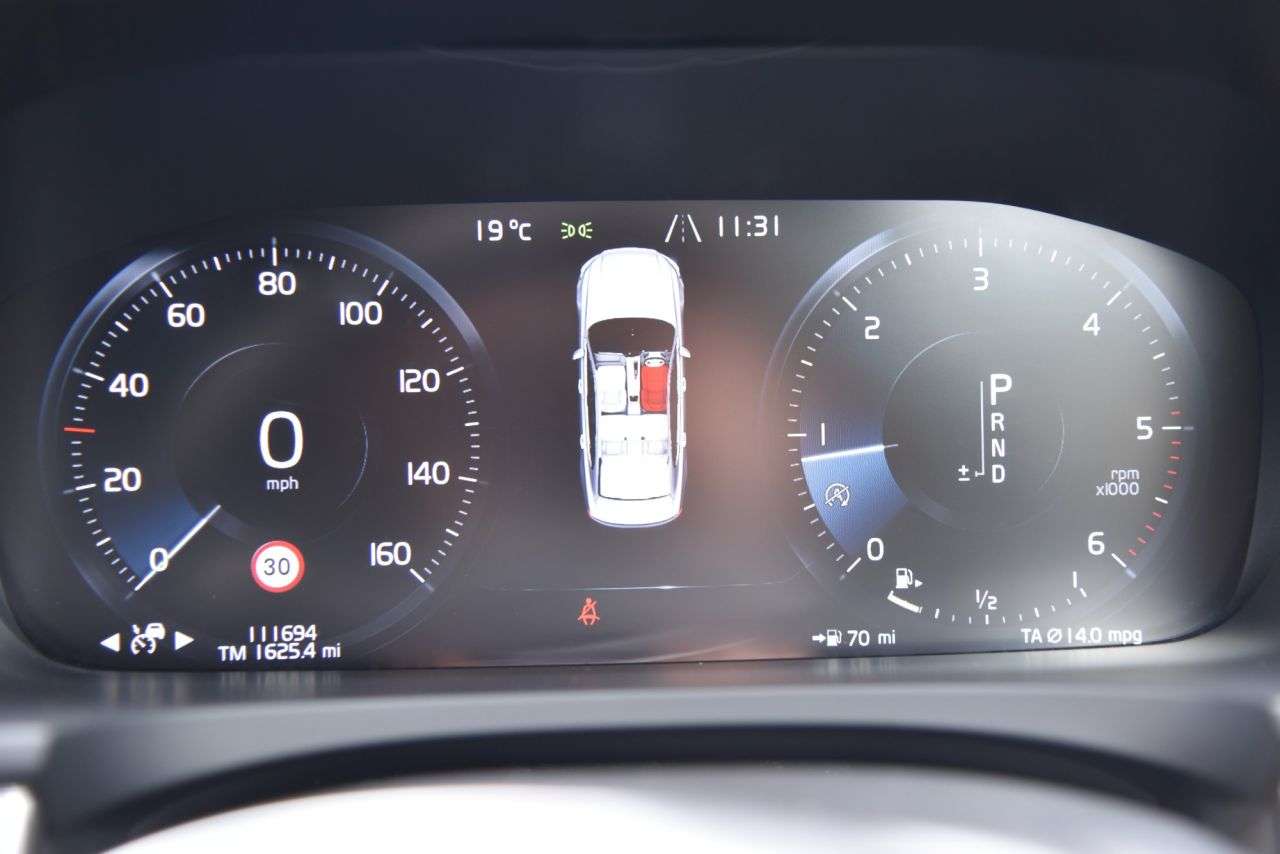2018 VOLVO S90 2018 VOLVO S90
