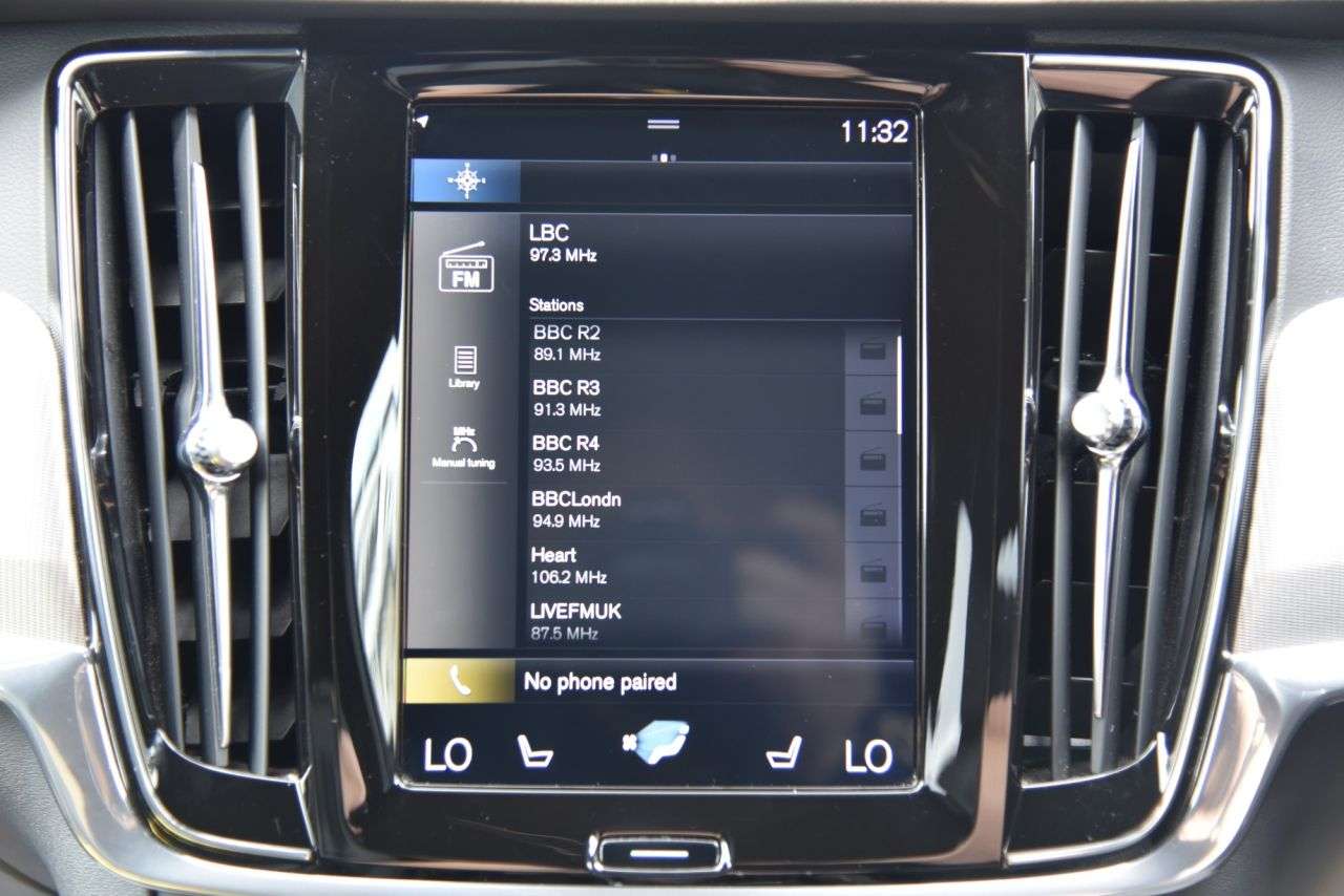 2018 VOLVO S90 2018 VOLVO S90