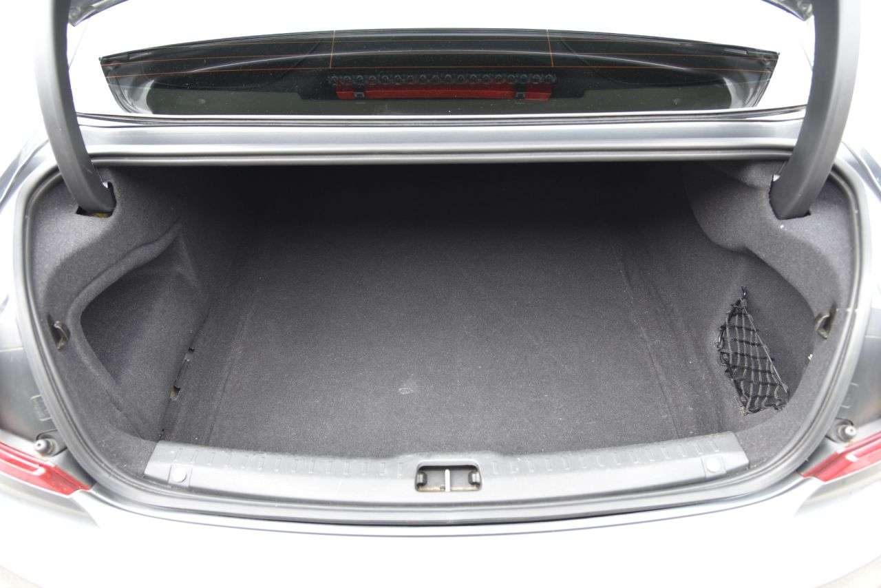 2018 VOLVO S90 2018 VOLVO S90