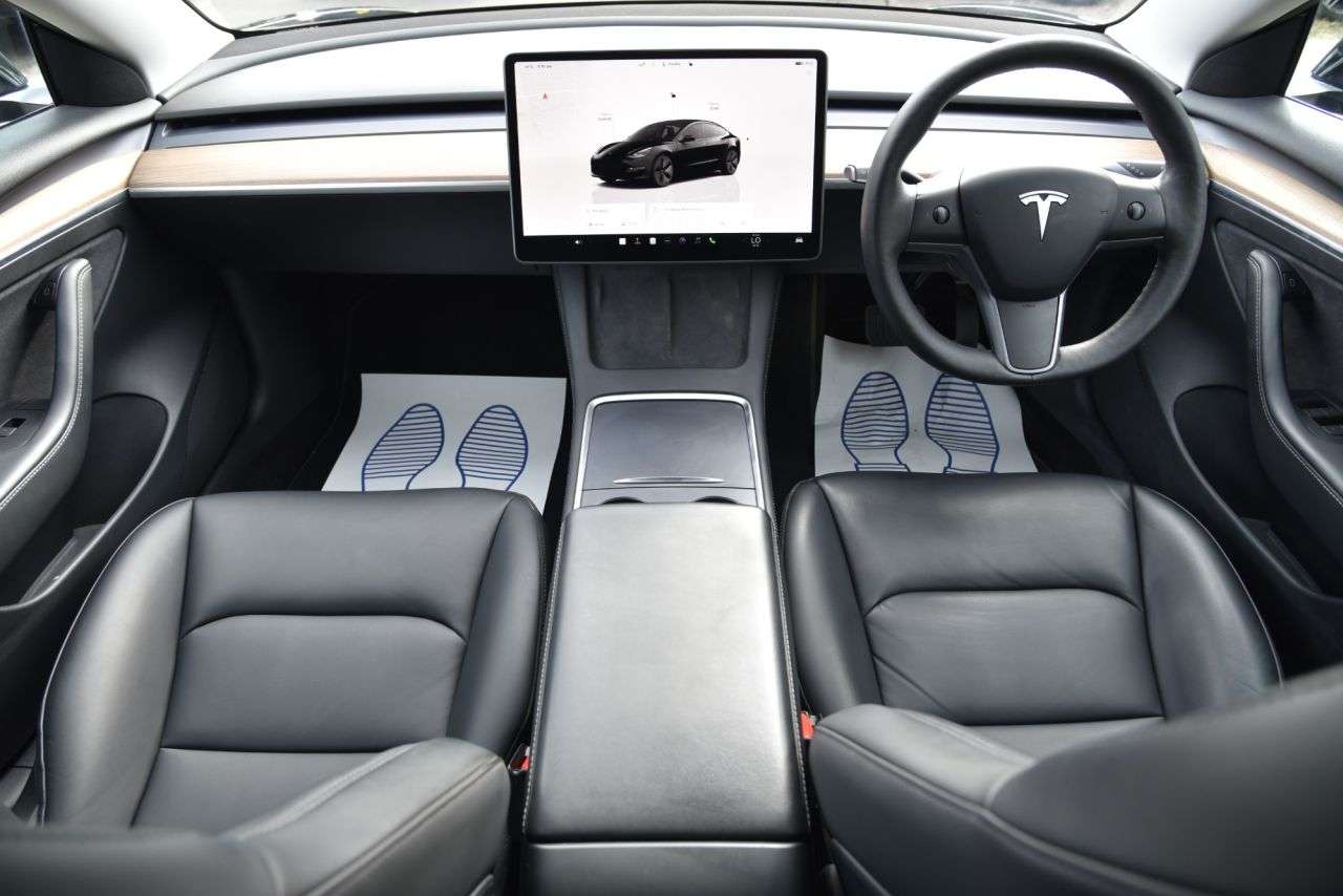 A 2023 TESLA MODEL 3 (Dual Motor) Long Range Saloon 4dr Electric Auto 4WDE (346 ps) BLACK LEATHE A 2023 TESLA MODEL 3 (Dual Motor) Long Range Saloon 4dr Electric Auto 4WDE (346 ps) BLACK LEATHE