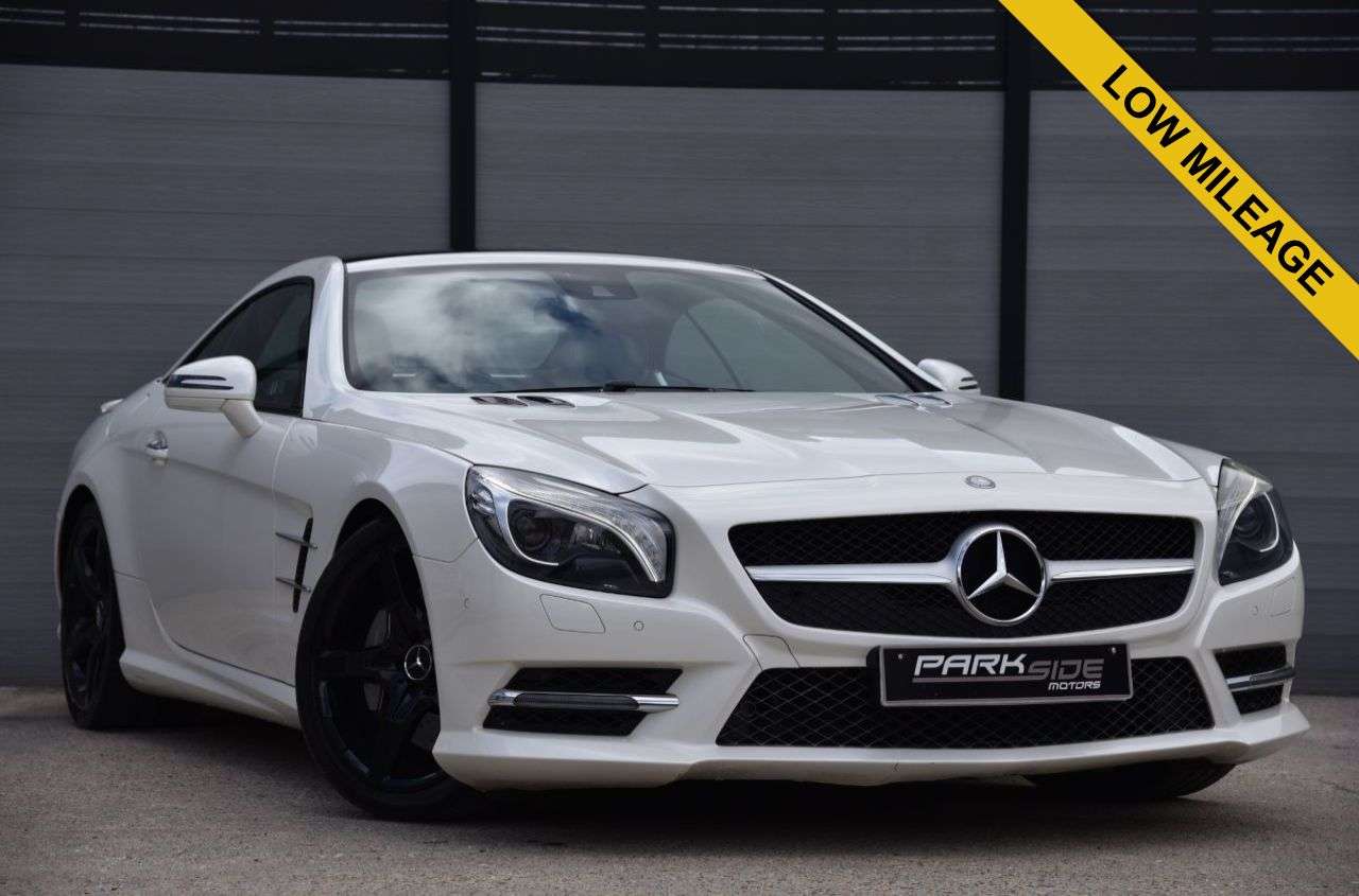 A 2015 MERCEDES-BENZ SL 3.0 SL400 AMG Sport Convertible 2dr Petrol G-Tronic+ Euro 6 (s/s) (333 ps) A 2015 MERCEDES-BENZ SL 3.0 SL400 AMG Sport Convertible 2dr Petrol G-Tronic+ Euro 6 (s/s) (333 ps)