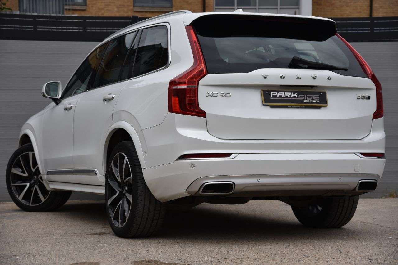 A 2018 VOLVO XC90 2.0 D5 PowerPulse Inscription Pro SUV 5dr Diesel Auto 4WD Euro 6 (s/s) (235 A 2018 VOLVO XC90 2.0 D5 PowerPulse Inscription Pro SUV 5dr Diesel Auto 4WD Euro 6 (s/s) (235