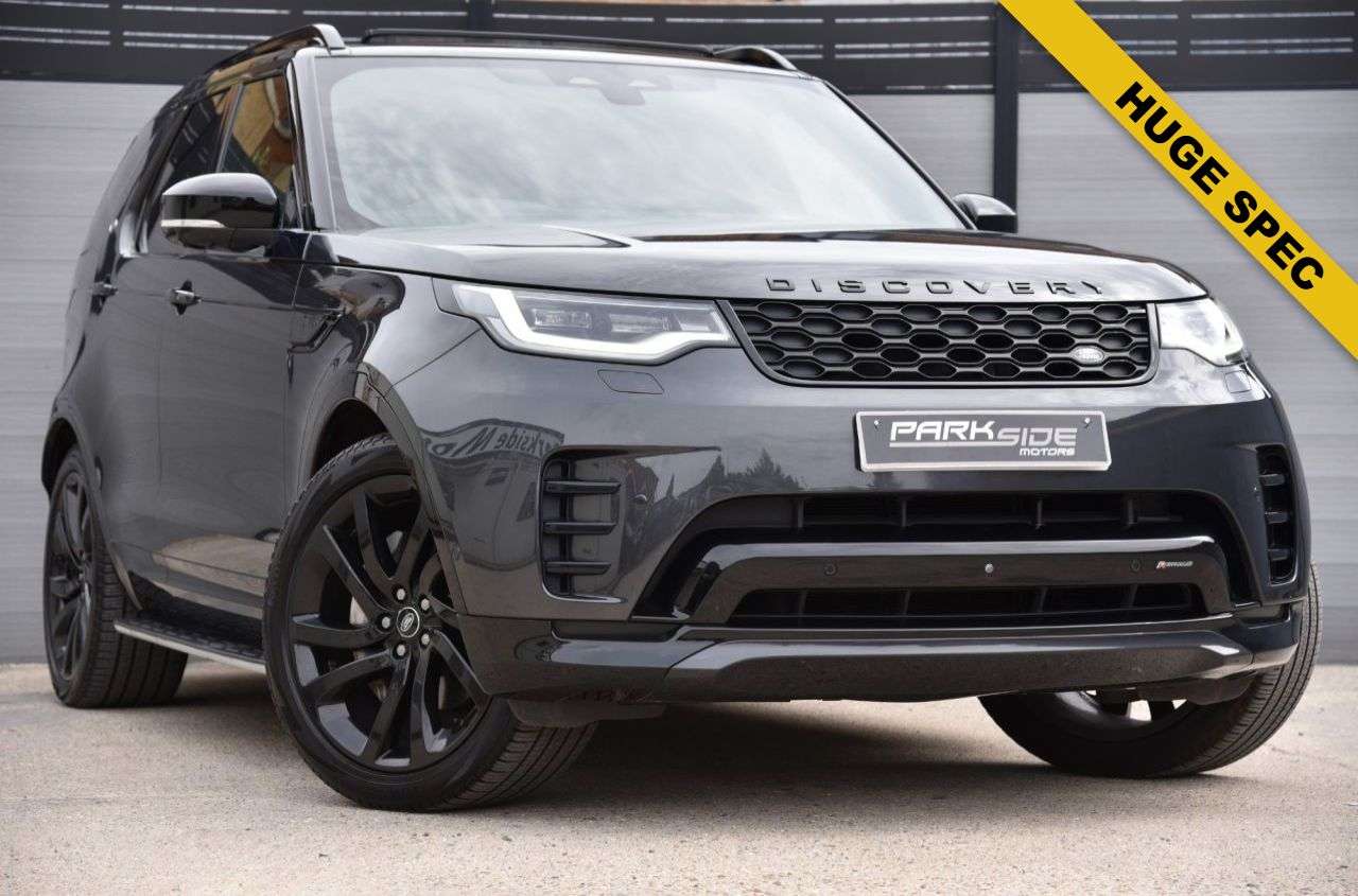 A 2022 LAND ROVER DISCOVERY 3.0 D300 MHEV R-Dynamic HSE SUV 5dr Diesel Auto 4WD Euro 6 (s/s) (300 ps) 7 A 2022 LAND ROVER DISCOVERY 3.0 D300 MHEV R-Dynamic HSE SUV 5dr Diesel Auto 4WD Euro 6 (s/s) (300 ps) 7