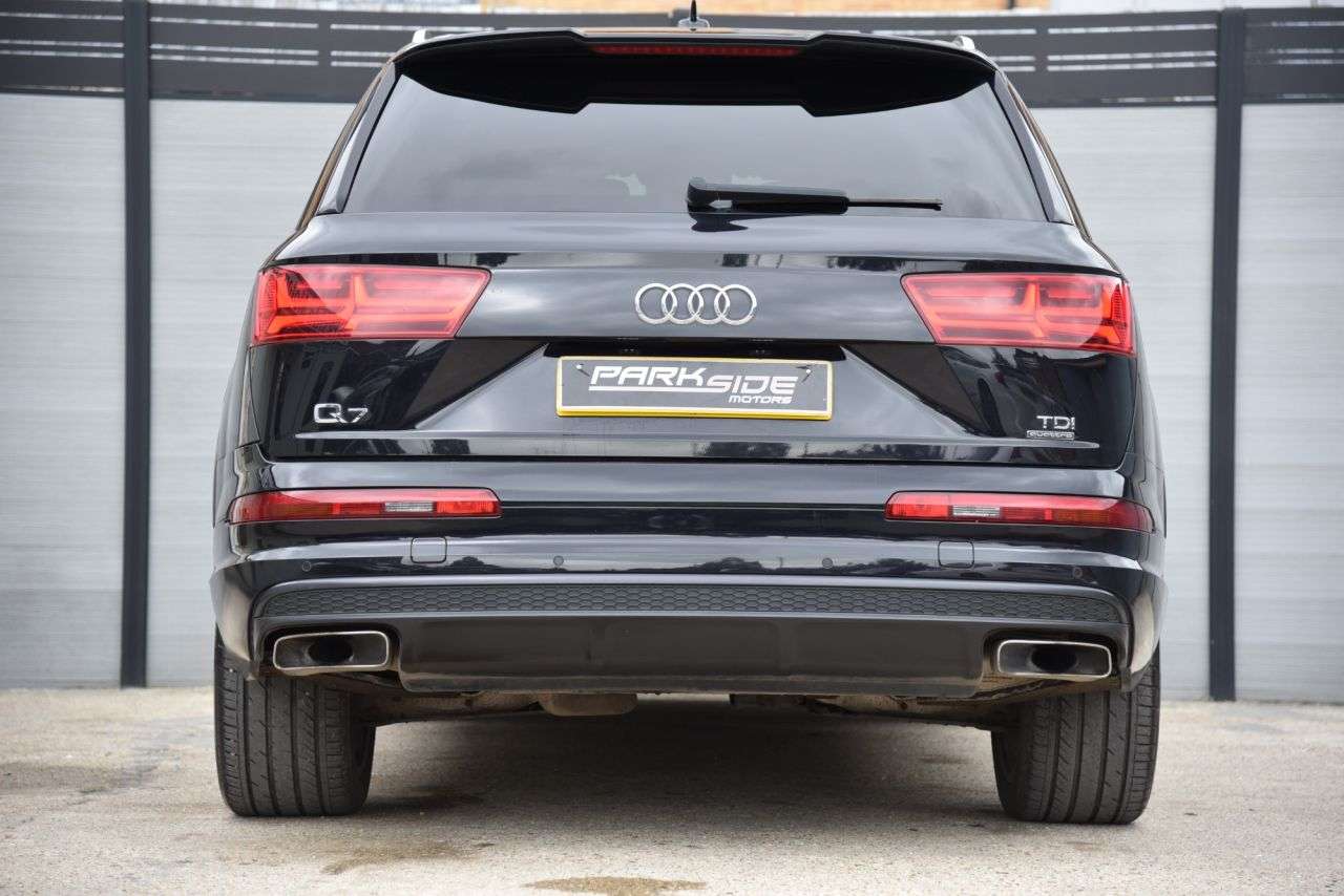 2016 AUDI Q7 2016 AUDI Q7