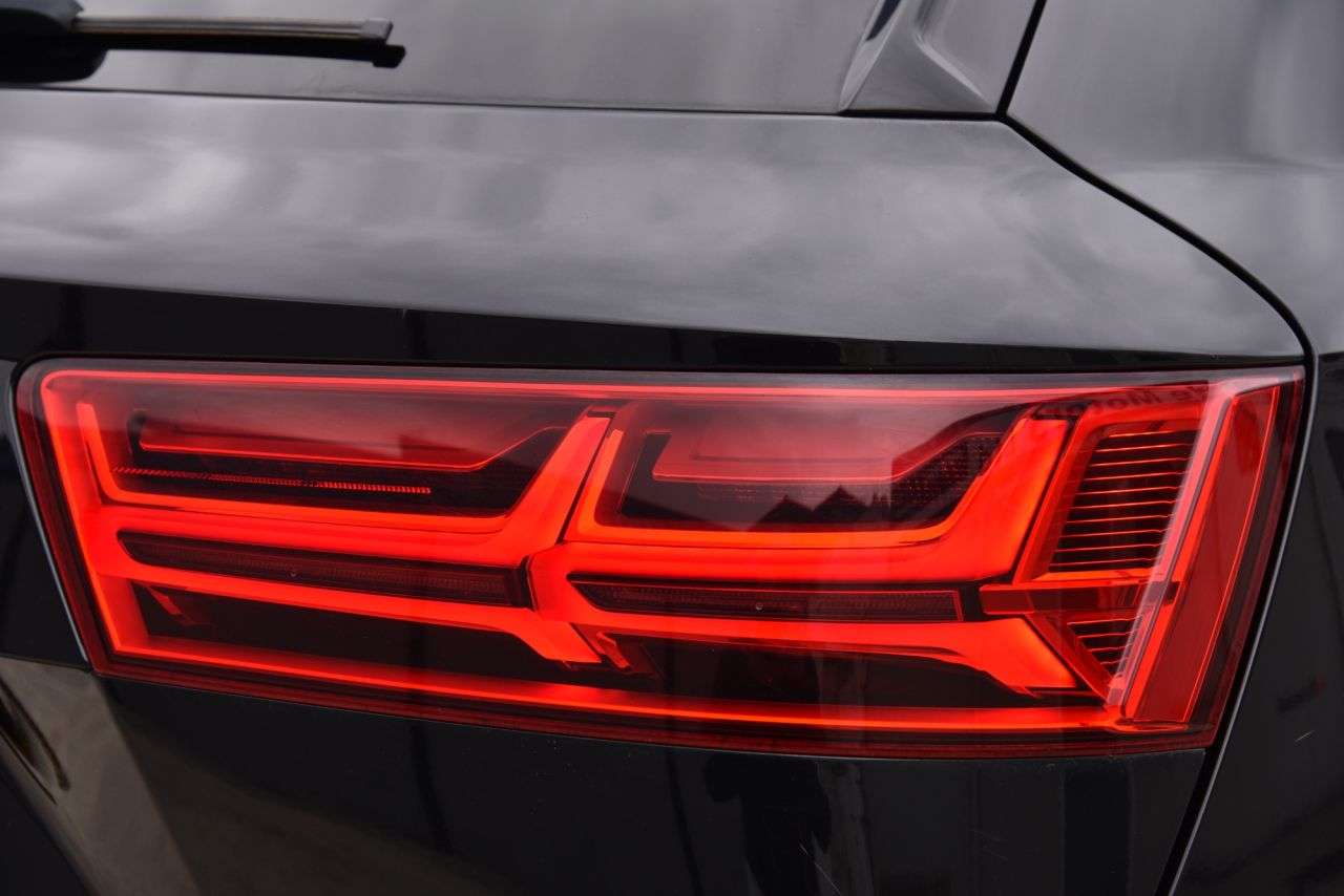 2016 AUDI Q7 2016 AUDI Q7