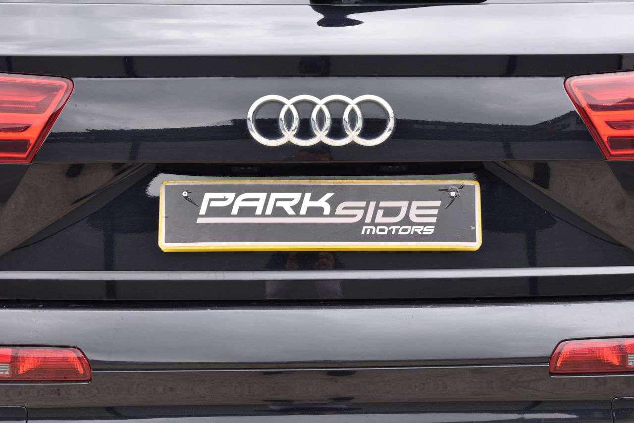 2016 AUDI Q7 2016 AUDI Q7