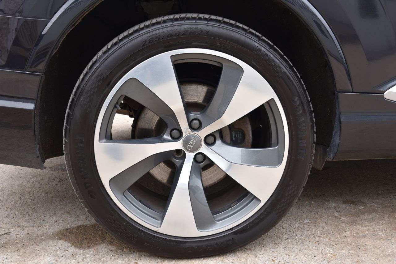 2016 AUDI Q7 2016 AUDI Q7