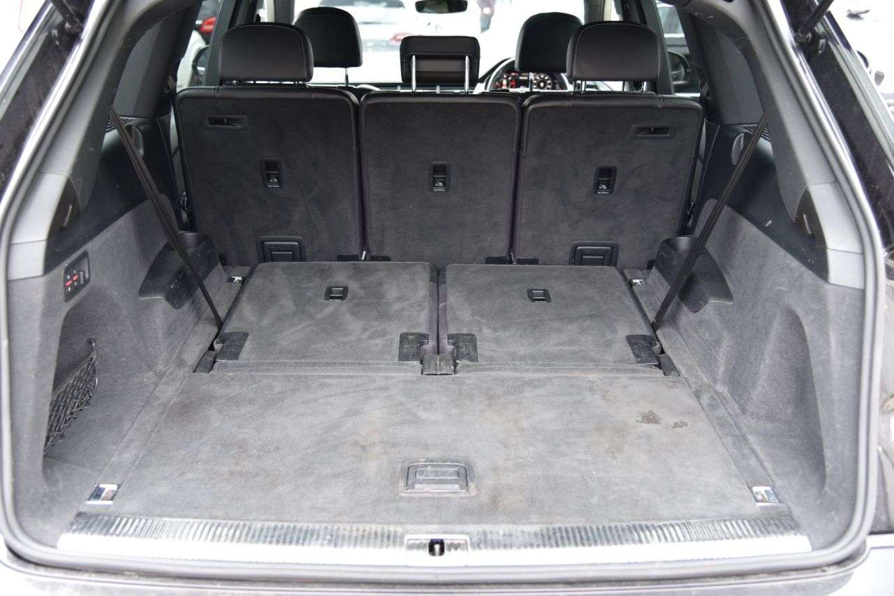 2016 AUDI Q7 2016 AUDI Q7