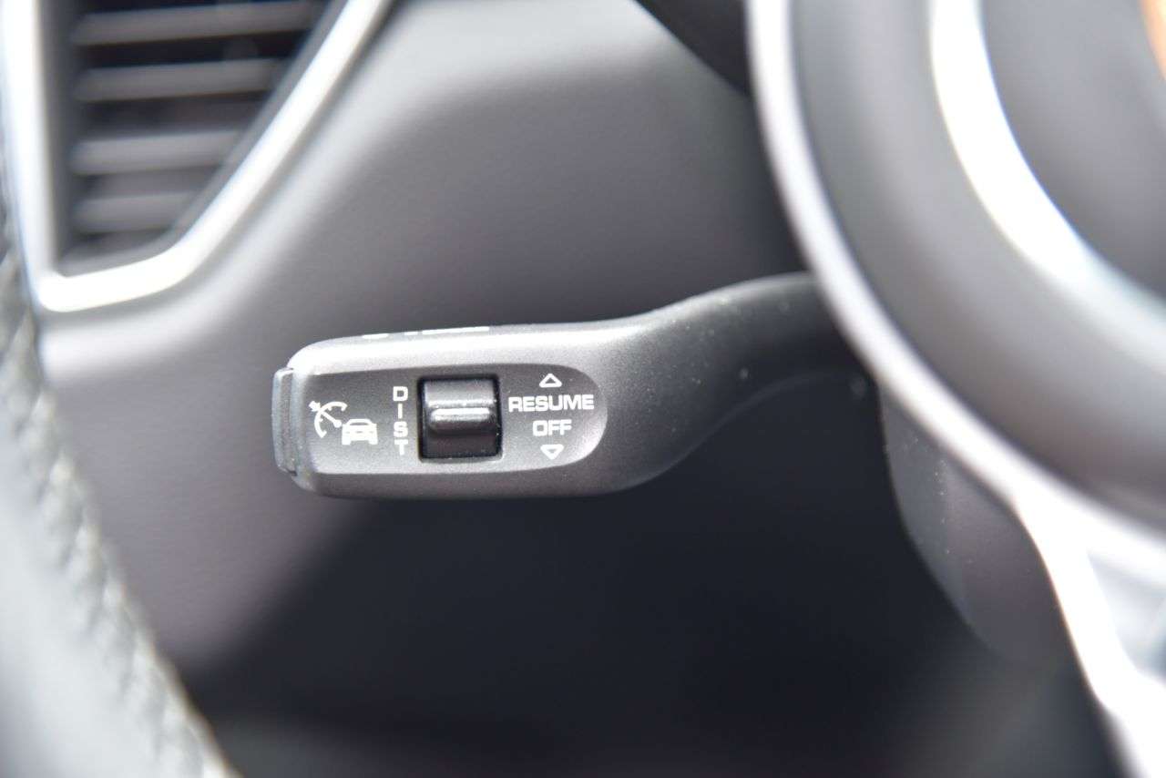 2018 PORSCHE MACAN 2018 PORSCHE MACAN