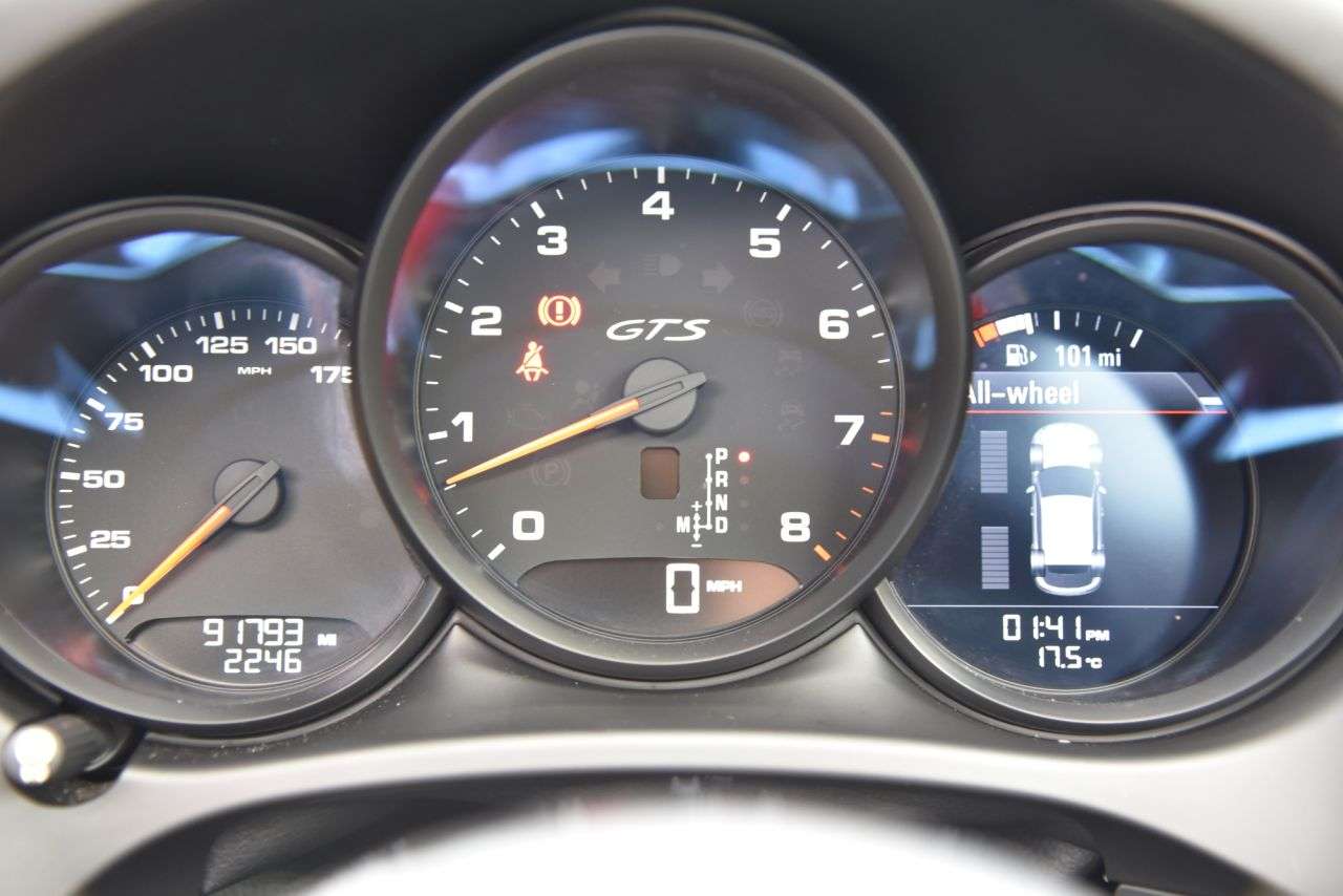 2018 PORSCHE MACAN 2018 PORSCHE MACAN