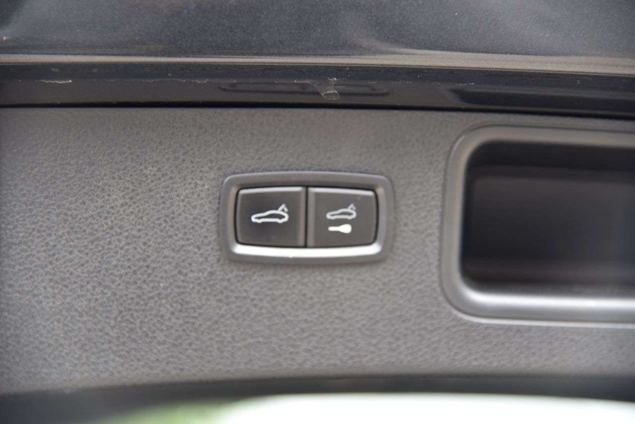 2018 PORSCHE MACAN 2018 PORSCHE MACAN