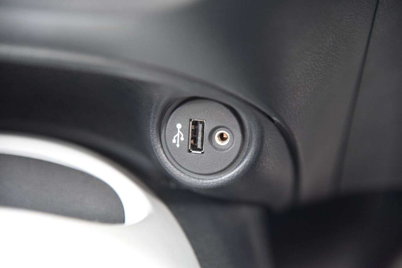 2015 NISSAN JUKE 2015 NISSAN JUKE