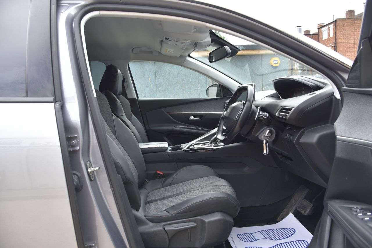 2020 PEUGEOT 3008 2020 PEUGEOT 3008