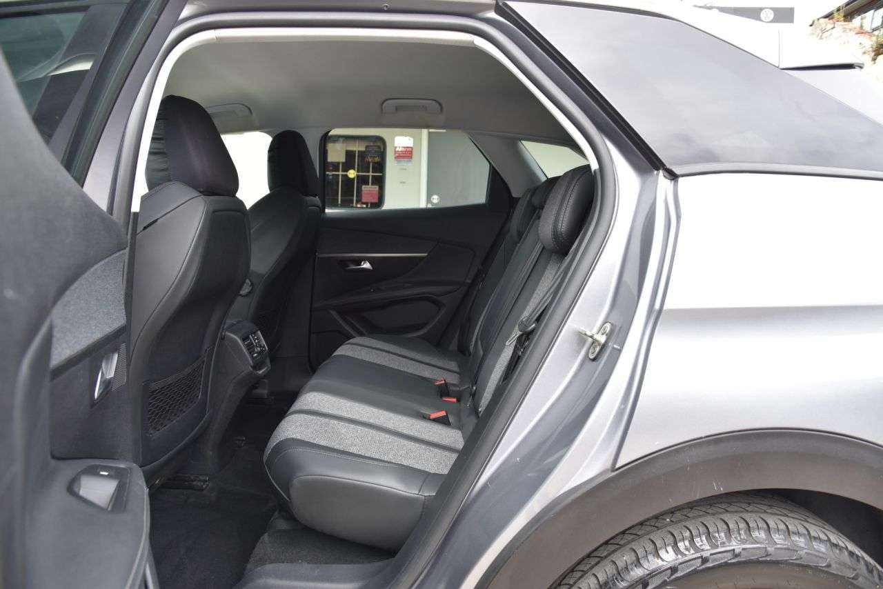 2020 PEUGEOT 3008 2020 PEUGEOT 3008