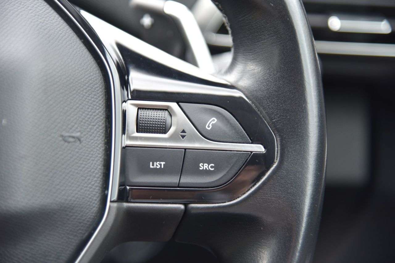 2020 PEUGEOT 3008 2020 PEUGEOT 3008