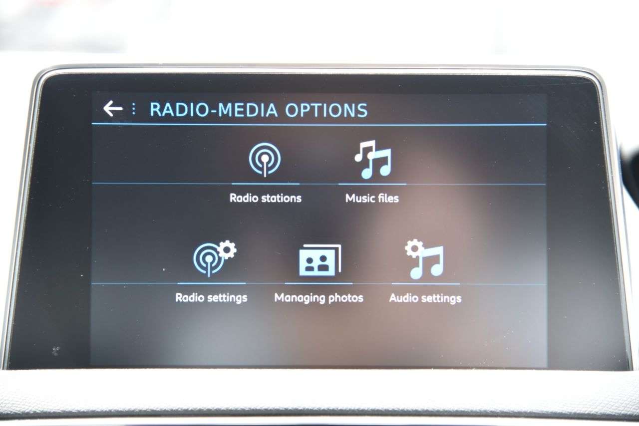 2020 PEUGEOT 3008 2020 PEUGEOT 3008