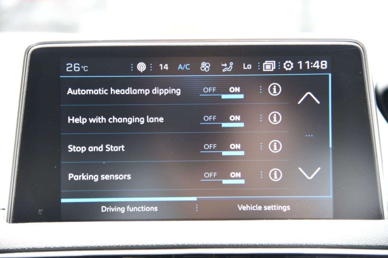 2020 PEUGEOT 3008 2020 PEUGEOT 3008