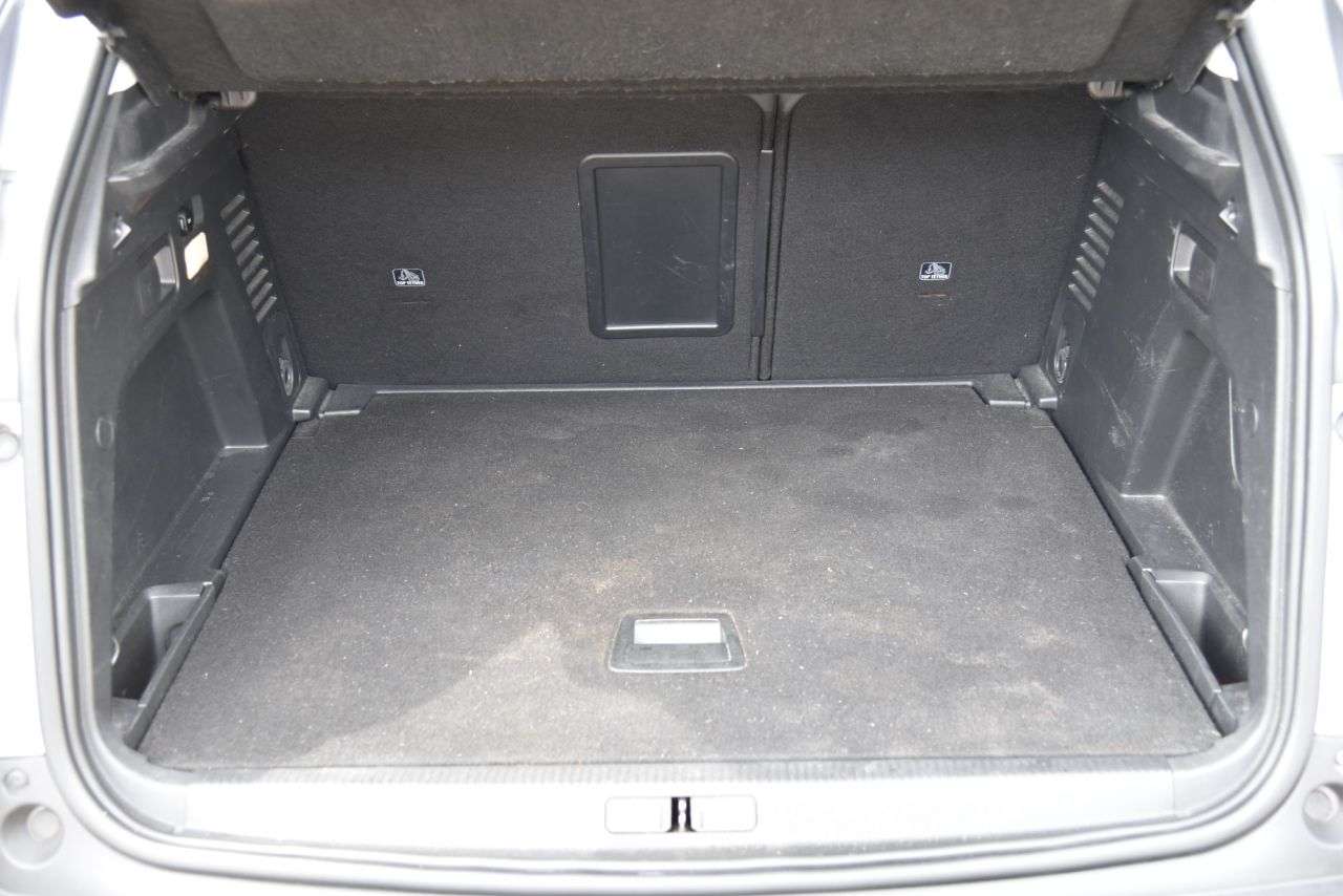 2020 PEUGEOT 3008 2020 PEUGEOT 3008