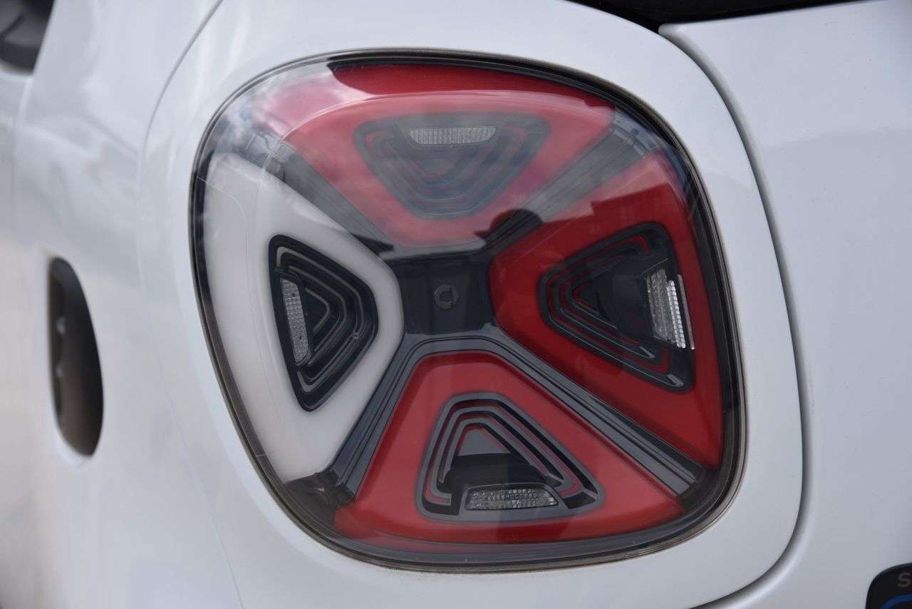 2021 SMART FORTWO 2021 SMART FORTWO