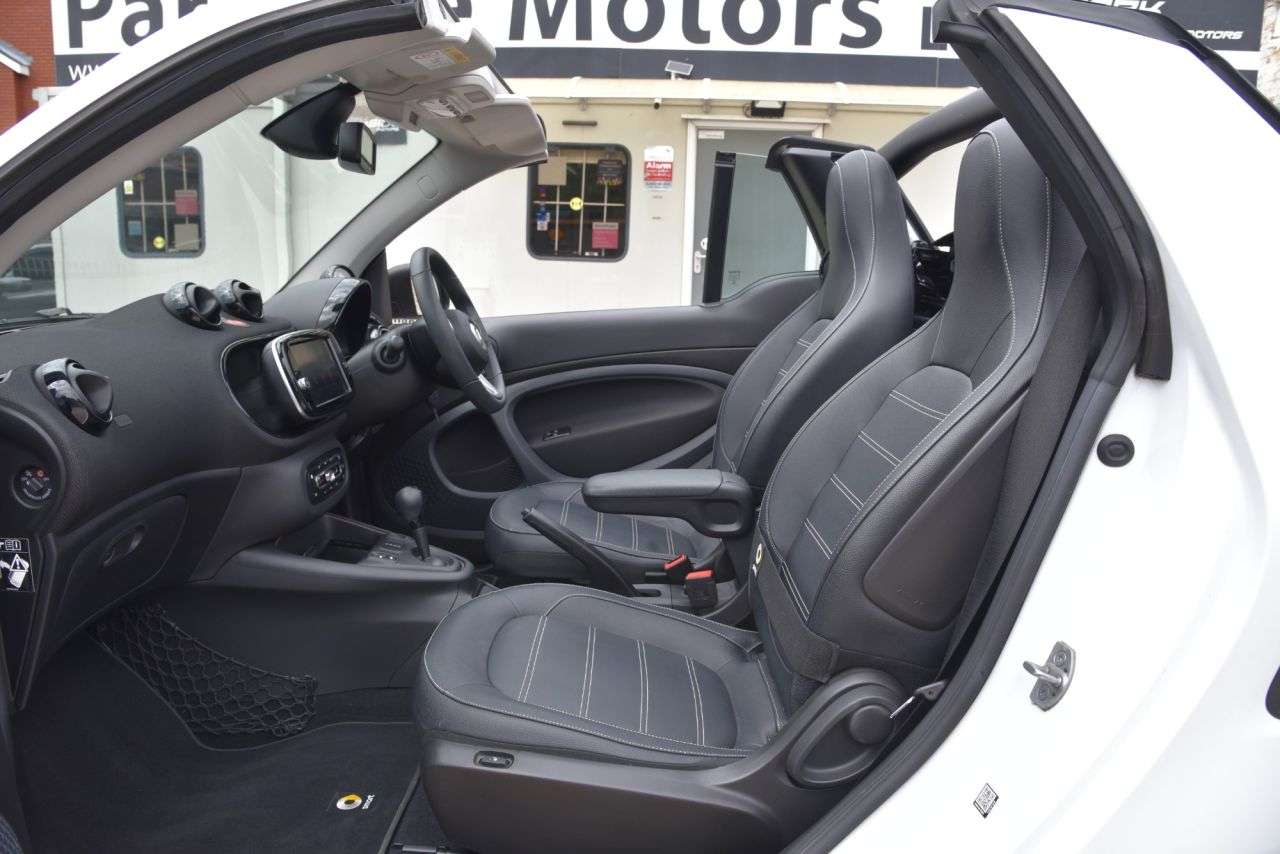 2021 SMART FORTWO 2021 SMART FORTWO