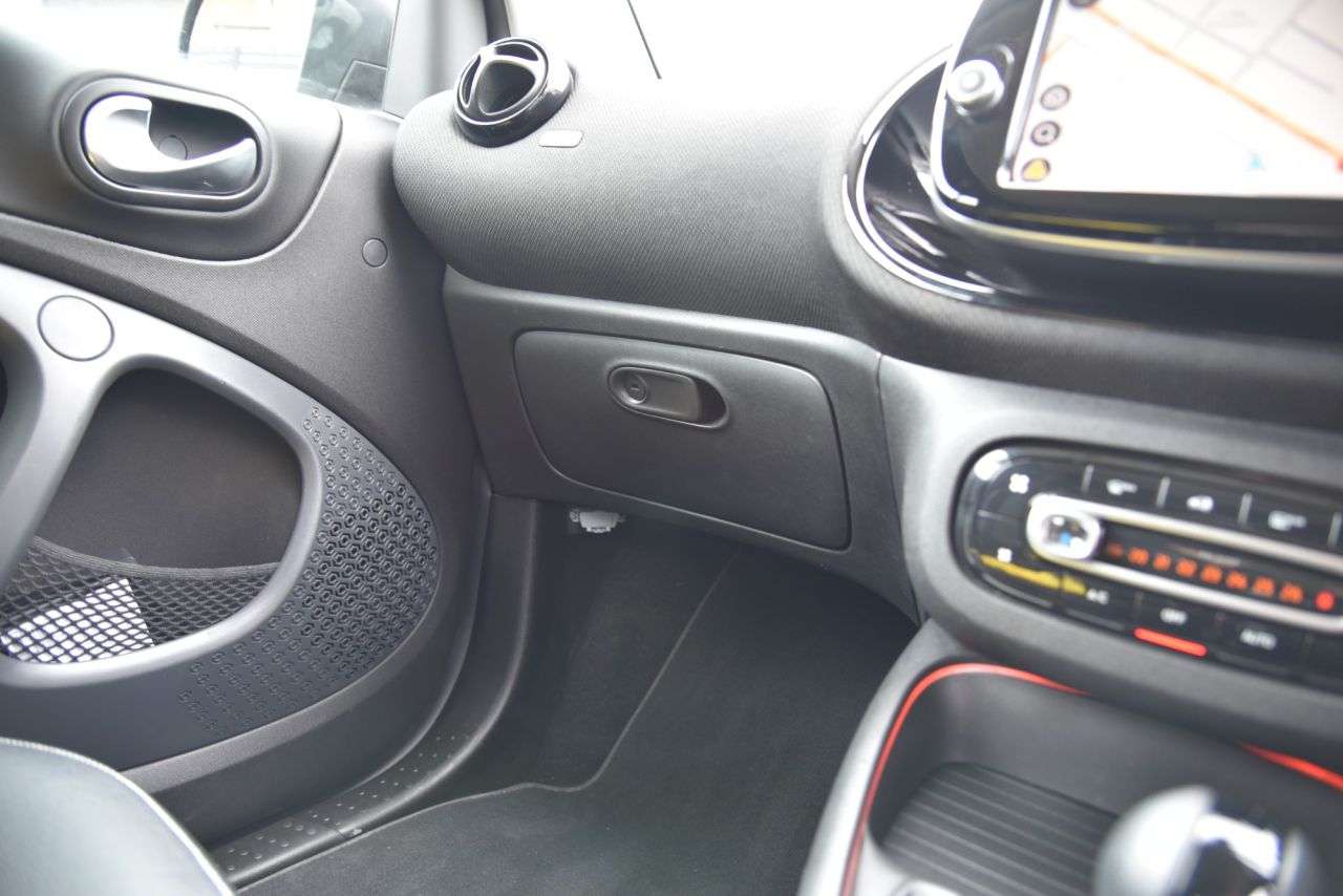 2021 SMART FORTWO 2021 SMART FORTWO