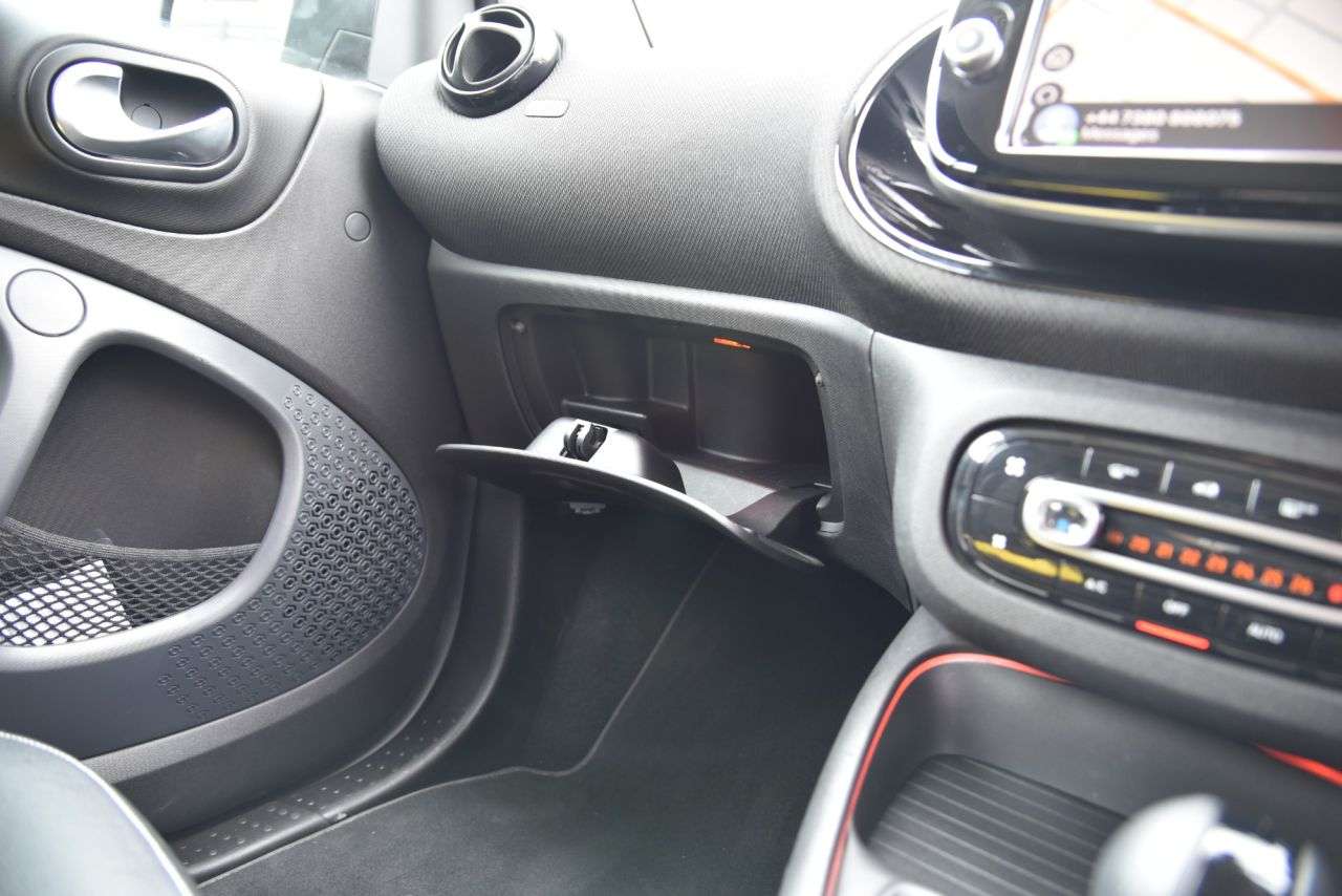 2021 SMART FORTWO 2021 SMART FORTWO