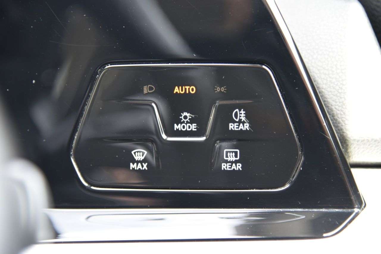 2021 VOLKSWAGEN GOLF 2021 VOLKSWAGEN GOLF