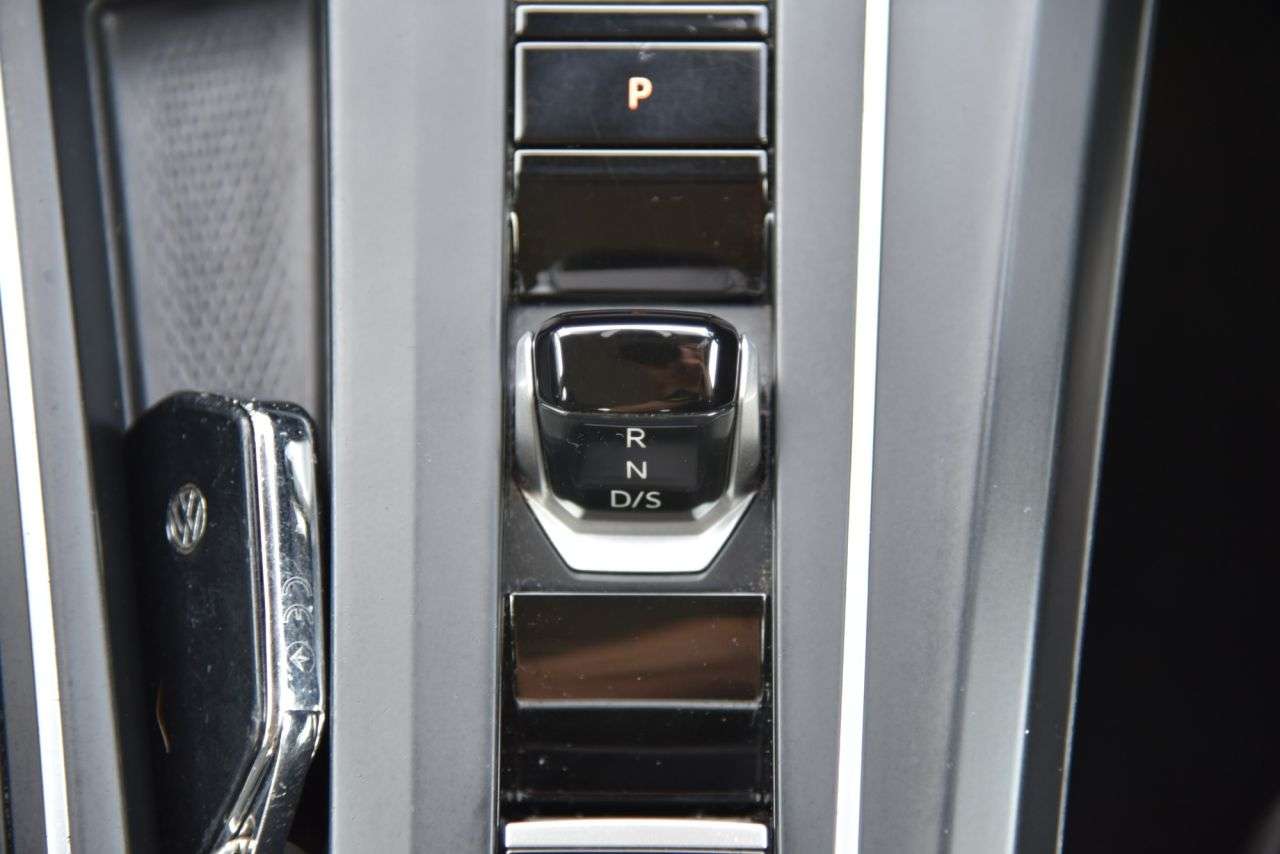 2021 VOLKSWAGEN GOLF 2021 VOLKSWAGEN GOLF