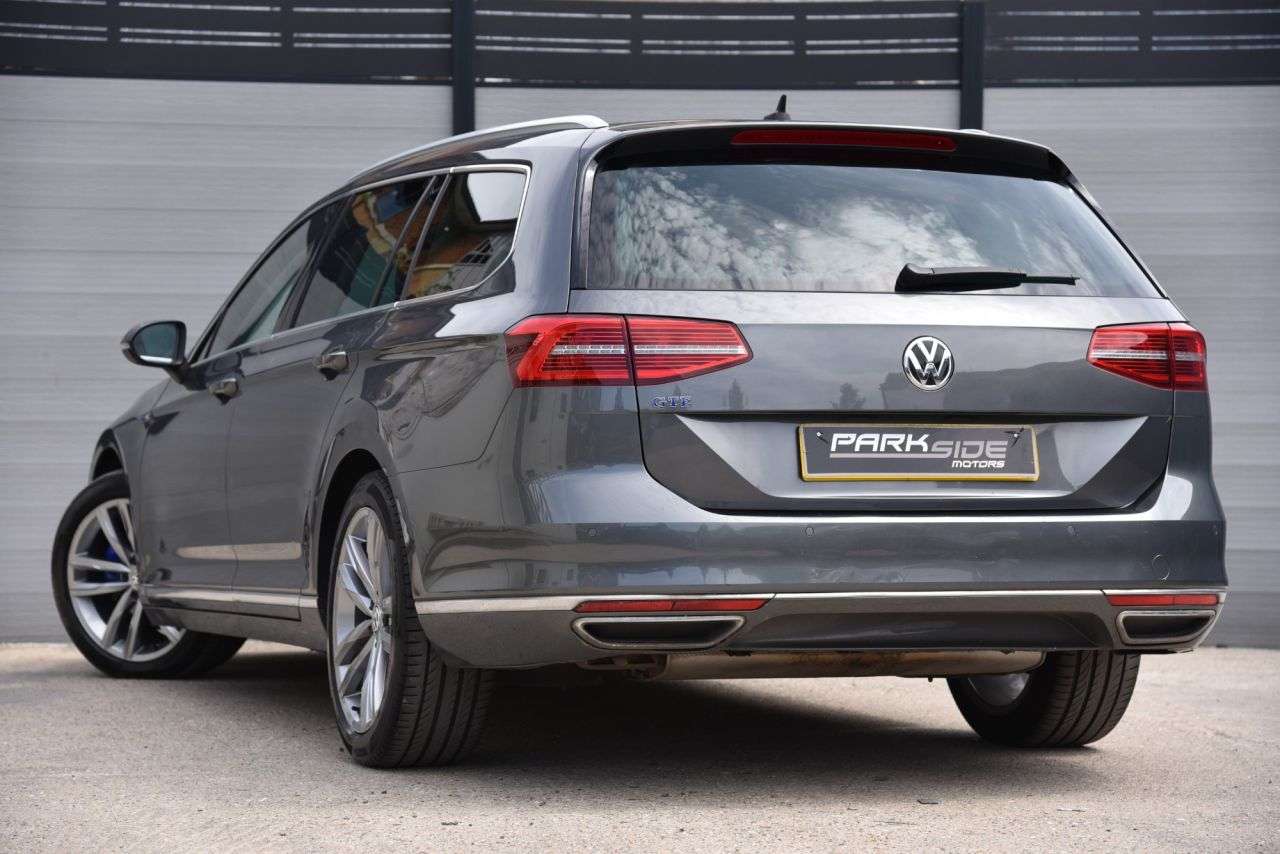 A 2017 VOLKSWAGEN PASSAT 1.4 TSI GTE Estate 5dr Petrol Plug-in Hybrid DSG Euro 6 (s/s) (218 ps) LEAT A 2017 VOLKSWAGEN PASSAT 1.4 TSI GTE Estate 5dr Petrol Plug-in Hybrid DSG Euro 6 (s/s) (218 ps) LEAT