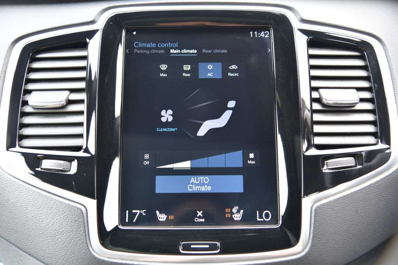 2018 VOLVO XC90 2018 VOLVO XC90