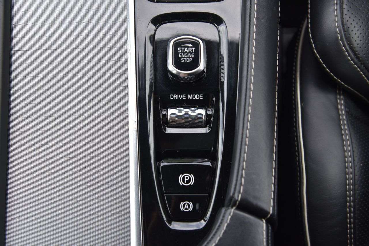 2018 VOLVO XC90 2018 VOLVO XC90