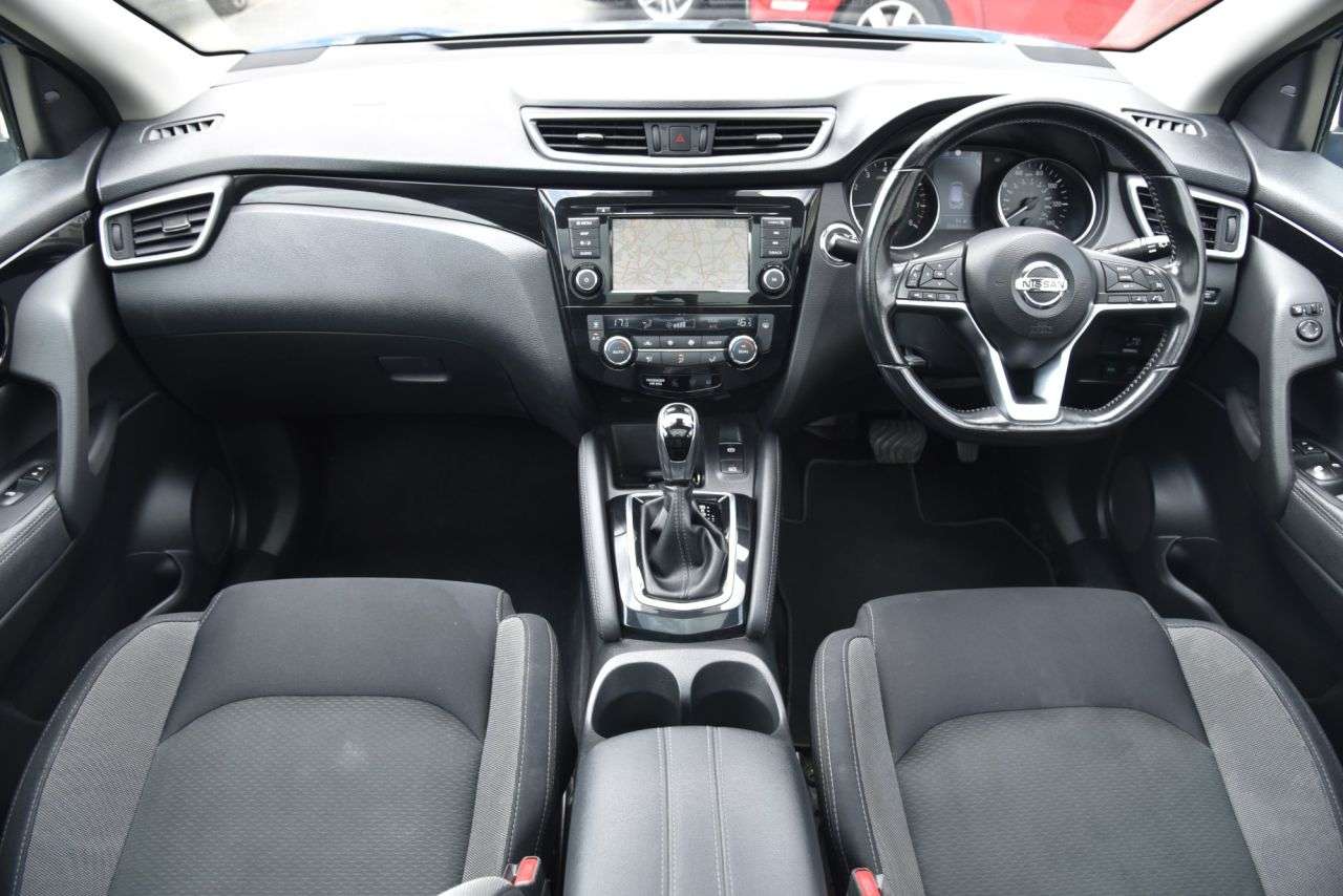 A 2019 NISSAN QASHQAI 1.3 DIG-T N-Connecta SUV 5dr Petrol DCT Auto Euro 6 (s/s) (160 ps) 1 FORMER A 2019 NISSAN QASHQAI 1.3 DIG-T N-Connecta SUV 5dr Petrol DCT Auto Euro 6 (s/s) (160 ps) 1 FORMER