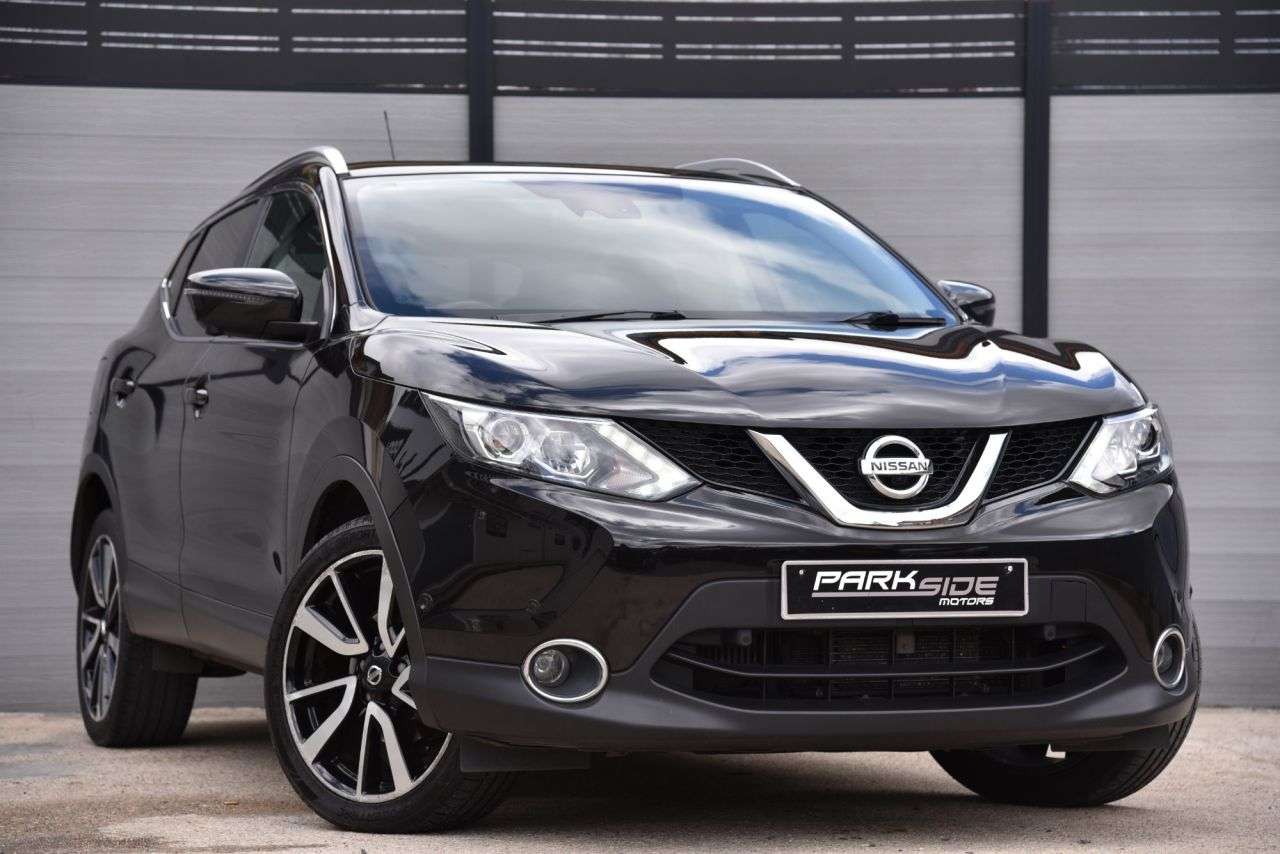 A 2017 NISSAN QASHQAI 1.6 dCi Tekna SUV 5dr Diesel XTRON 2WD Euro 6 (s/s) (130 ps) LEATHER | HEAT A 2017 NISSAN QASHQAI 1.6 dCi Tekna SUV 5dr Diesel XTRON 2WD Euro 6 (s/s) (130 ps) LEATHER | HEAT