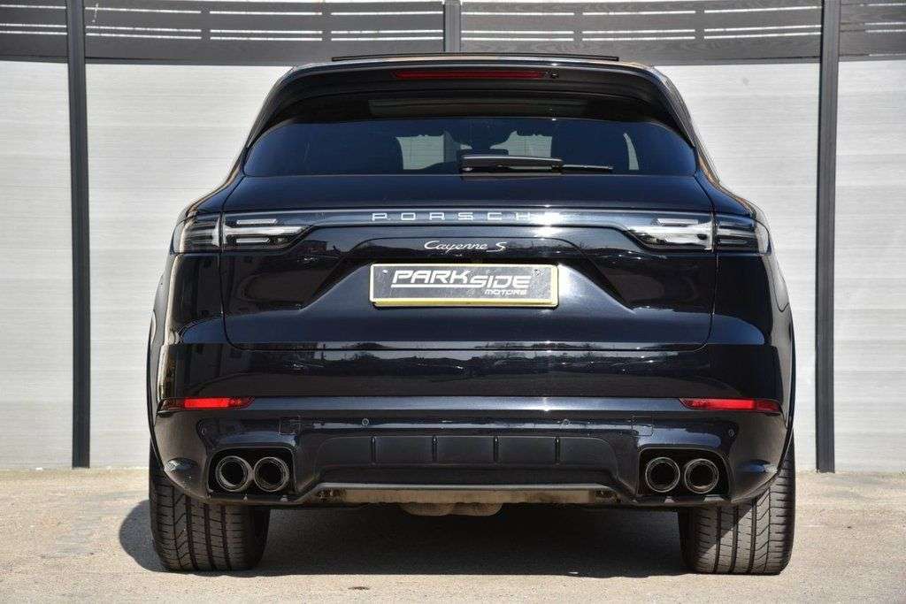 2023 PORSCHE CAYENNE 2023 PORSCHE CAYENNE