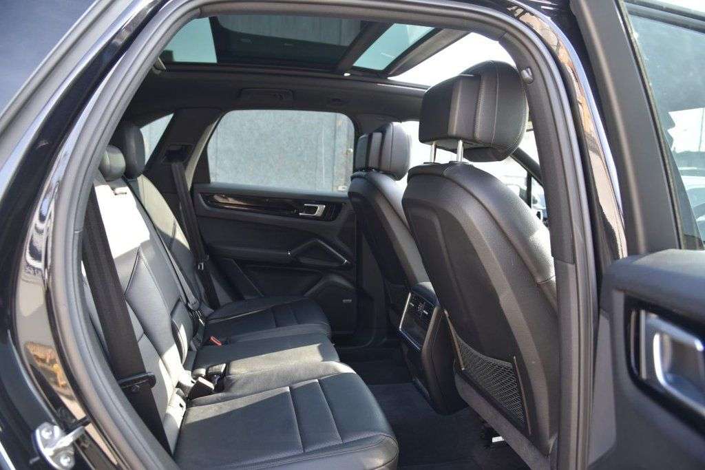 2023 PORSCHE CAYENNE 2023 PORSCHE CAYENNE