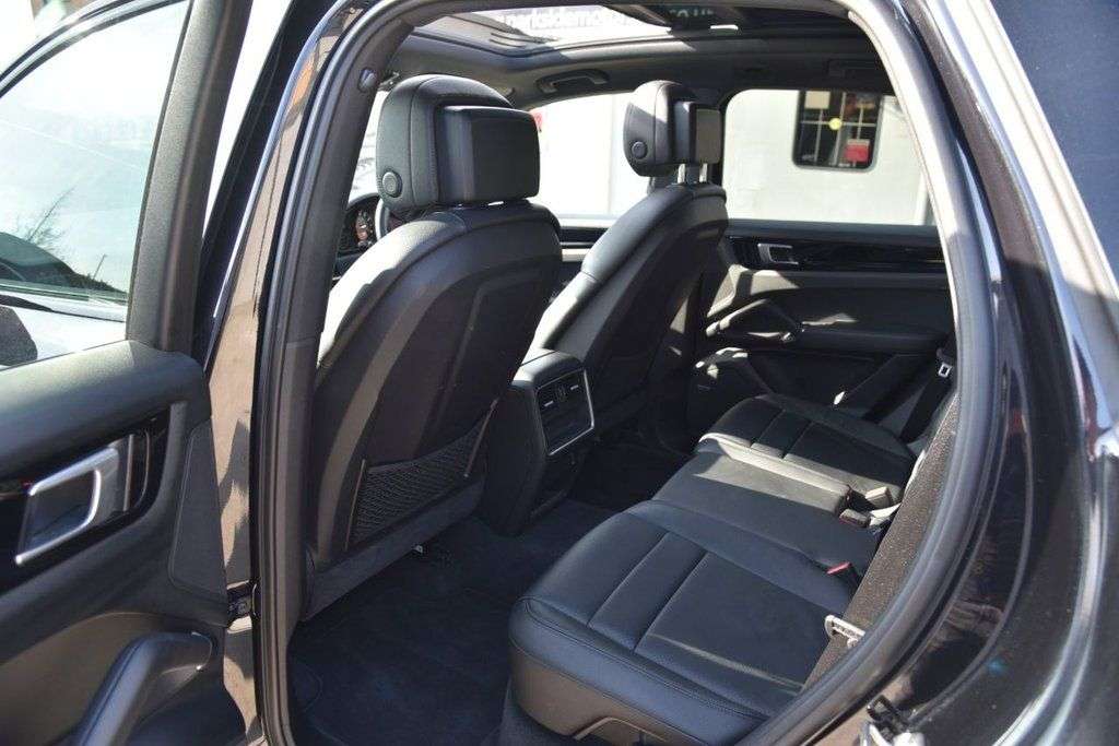2023 PORSCHE CAYENNE 2023 PORSCHE CAYENNE