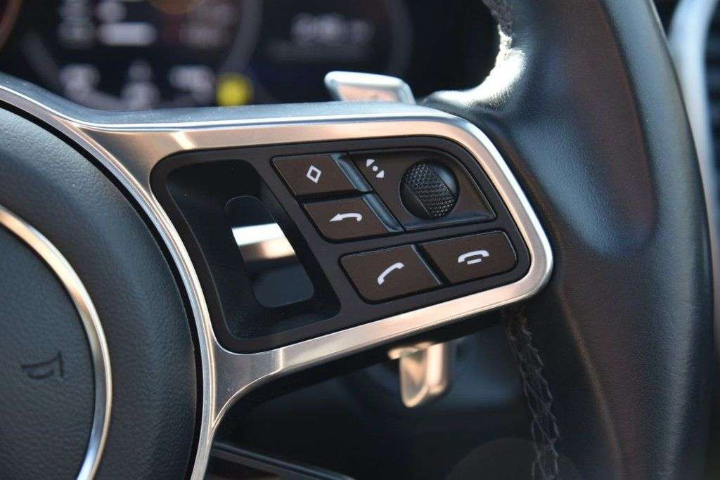 2023 PORSCHE CAYENNE 2023 PORSCHE CAYENNE
