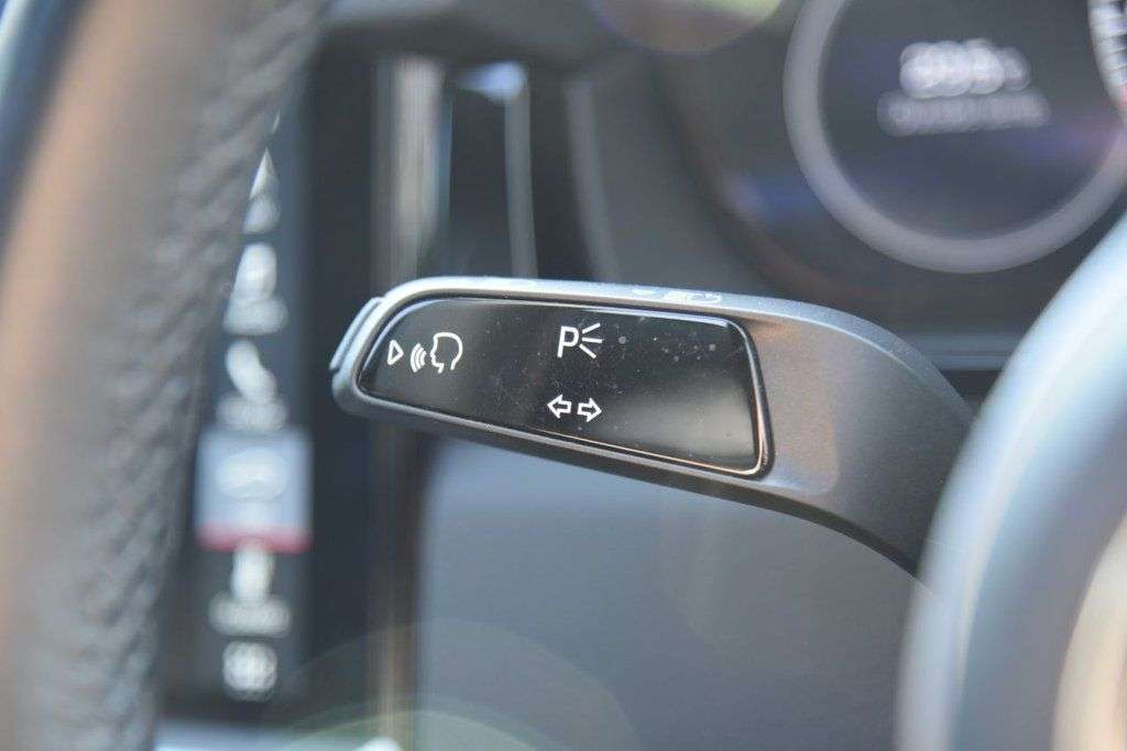 2023 PORSCHE CAYENNE 2023 PORSCHE CAYENNE