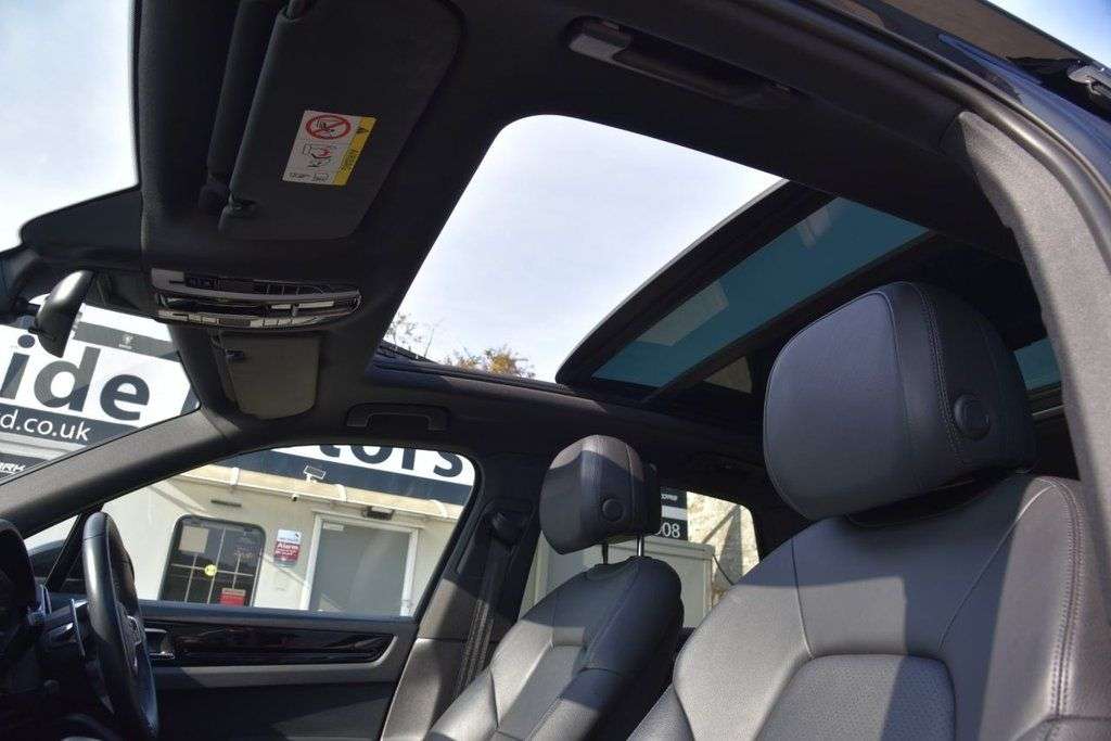 2023 PORSCHE CAYENNE 2023 PORSCHE CAYENNE