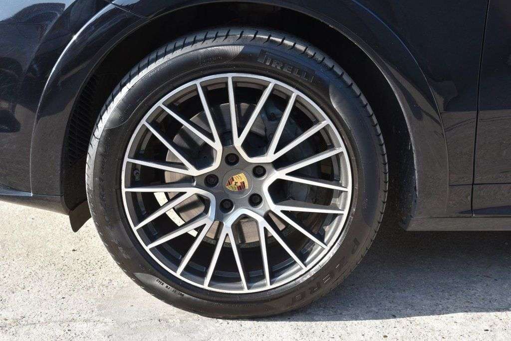 2023 PORSCHE CAYENNE 2023 PORSCHE CAYENNE