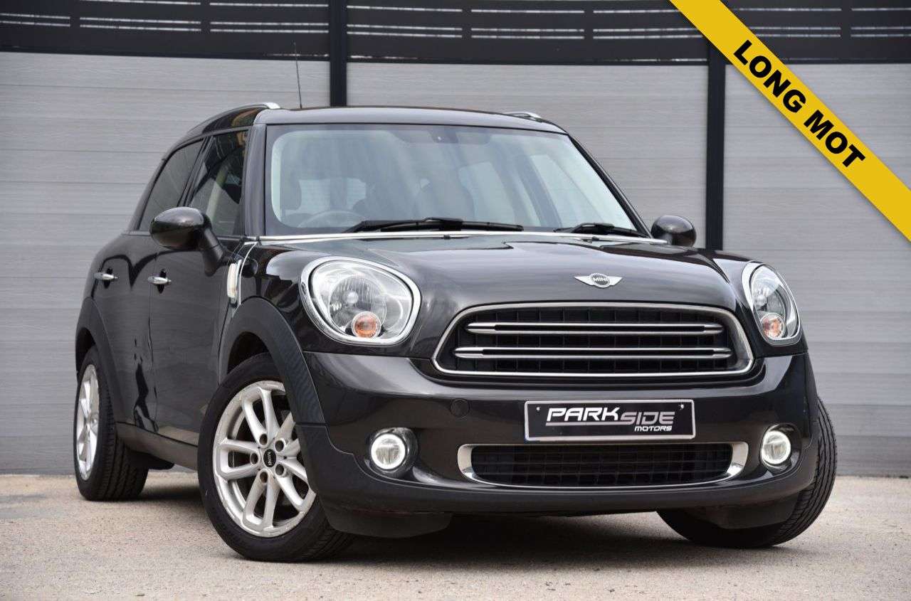 A 2015 MINI COUNTRYMAN 1.6 Cooper D SUV 5dr Diesel Manual Euro 5 (s/s) (112 ps) PRIVACY | ARMREST A 2015 MINI COUNTRYMAN 1.6 Cooper D SUV 5dr Diesel Manual Euro 5 (s/s) (112 ps) PRIVACY | ARMREST